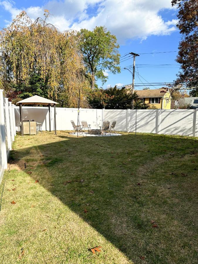 ニューヘイブン 7 Mins Drive To Yale, Large Fenced Yardヴィラ エクステリア 写真